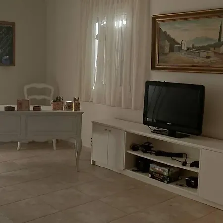 Pera Horio House * Apérathos